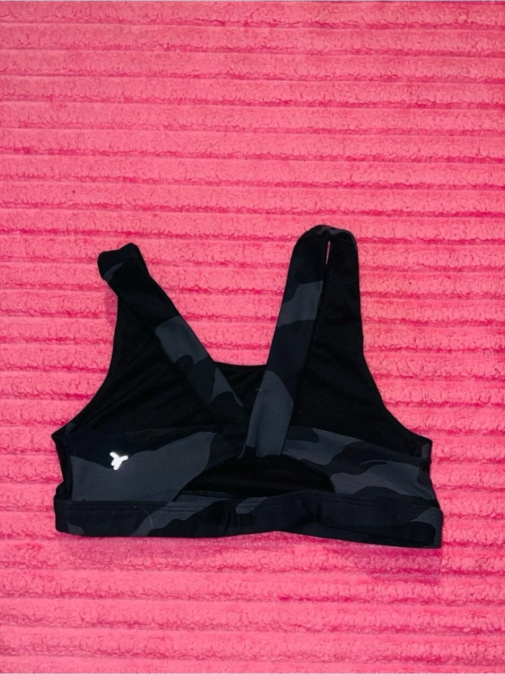 Old Navy Black and Gray Camo Sports Bra